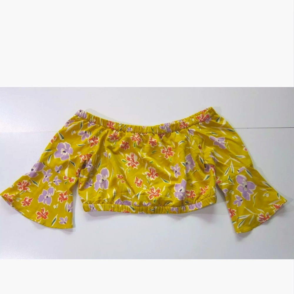 BCBGENERATION Off the Shoulder Yellow Floral Crop Top Size: Large